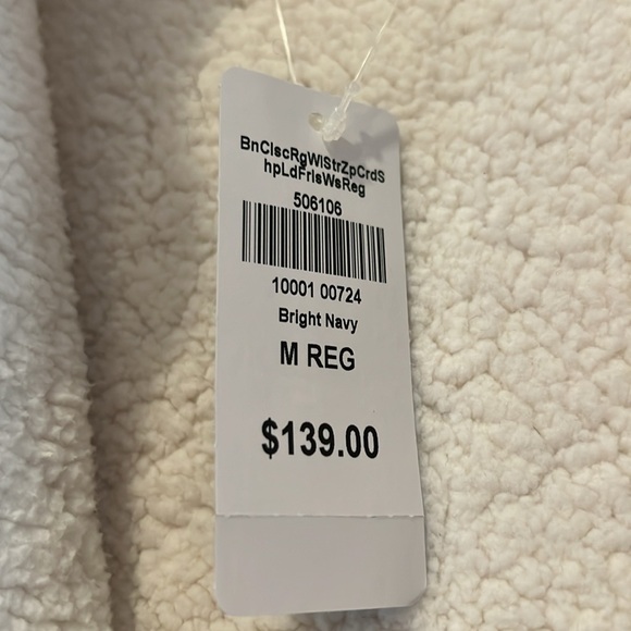 NEW WITH TAGS - LLBean Wool Sweater - Picture 4 of 5